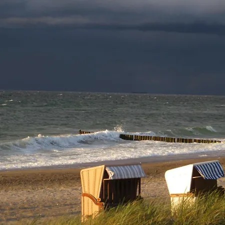 Exkl_ App_ Buhne_ Kamin_ W_lan_ 25